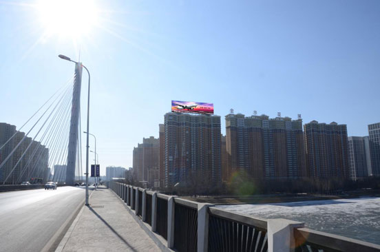 97622娱乐电子游戏光电沈阳金水花城LED光栅屏